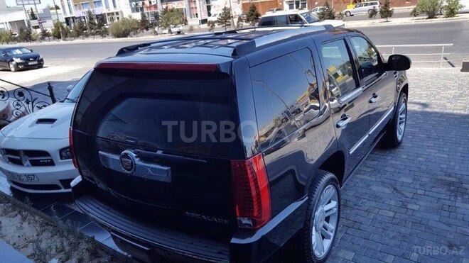Cadillac Escalade 2013, 61,270 km - 6.2 l - Bakı