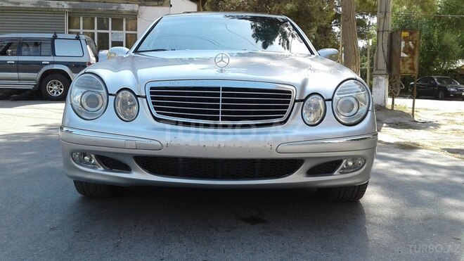 Mercedes E 270 2002, 285,000 km - 2.7 l - Bakı