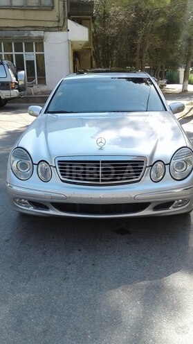 Mercedes E 270 2002, 285,000 km - 2.7 l - Bakı