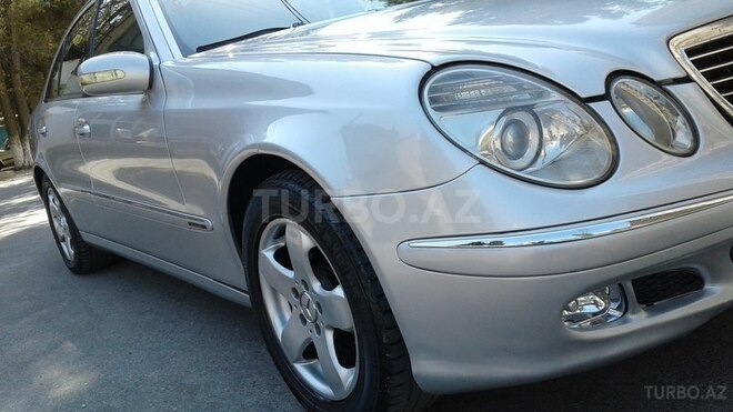 Mercedes E 270 2002, 285,000 km - 2.7 l - Bakı