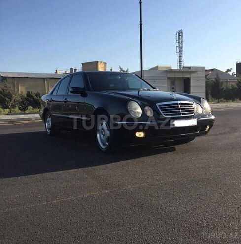 Mercedes E 320 2001, 247,000 km - 3.2 l - Bakı
