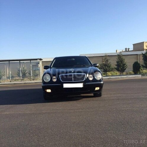 Mercedes E 320 2001, 247,000 km - 3.2 l - Bakı