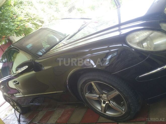 Mercedes E 320 2003, 260,000 km - 3.2 л - Bakı