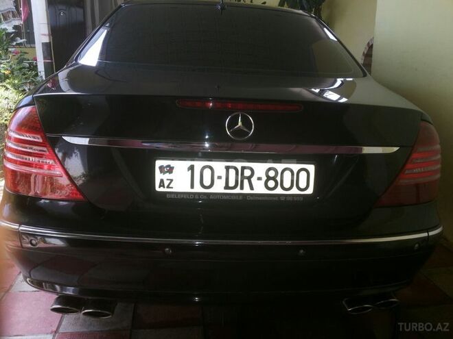 Mercedes E 320 2003, 260,000 km - 3.2 л - Bakı