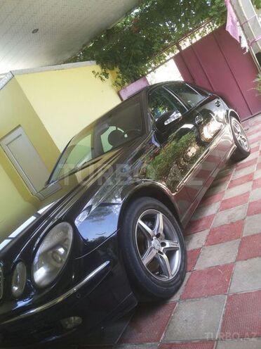Mercedes E 320 2003, 260,000 km - 3.2 л - Bakı