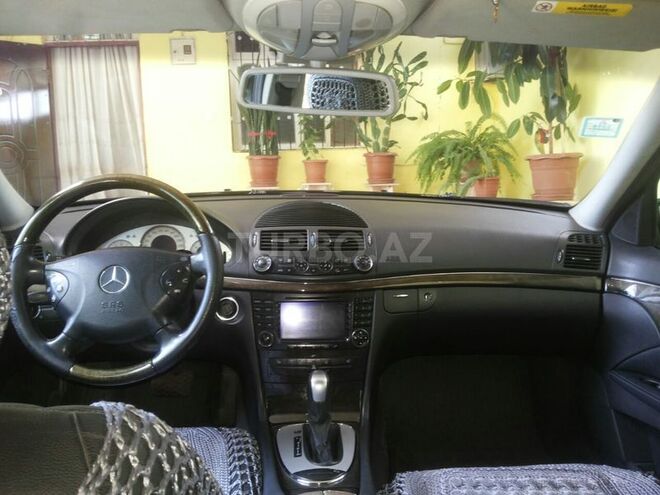 Mercedes E 320 2003, 260,000 km - 3.2 л - Bakı
