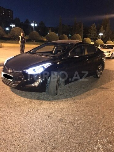 Hyundai Elantra 2015, 23,000 km - 1.8 л - Bakı
