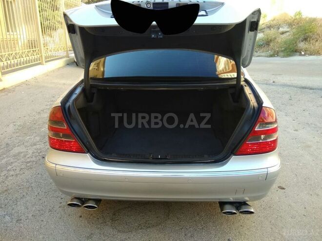 Mercedes E 270 2003, 273,000 km - 2.7 l - Bakı