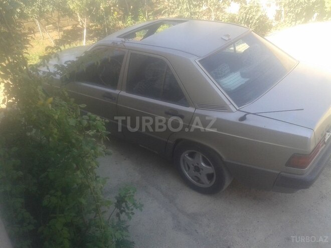 Mercedes 190 1992, 395,000 km - 2.6 l - Bakı