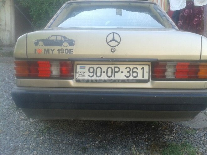 Mercedes 190 1992, 395,000 km - 2.6 l - Bakı
