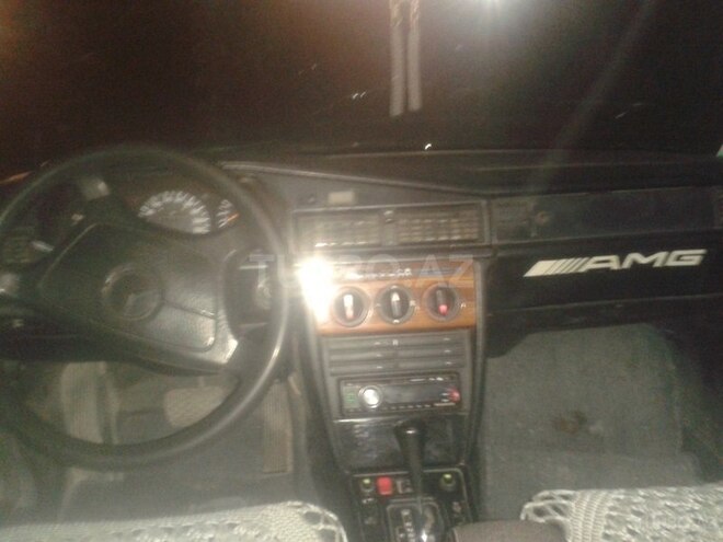 Mercedes 190 1992, 395,000 km - 2.6 l - Bakı
