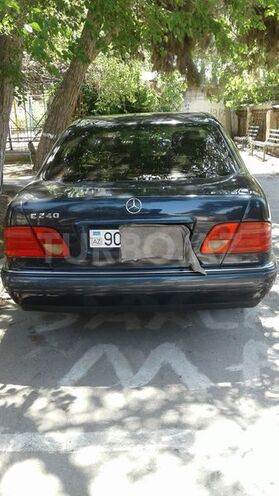 Mercedes E 240 1998, 345,000 km - 2.4 l - Bakı