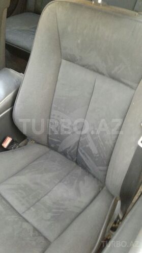 Mercedes E 240 1998, 283,000 km - 2.4 l - Şəki