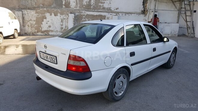 Opel Vectra 1998, 325,688 km - 1.8 l - Bakı