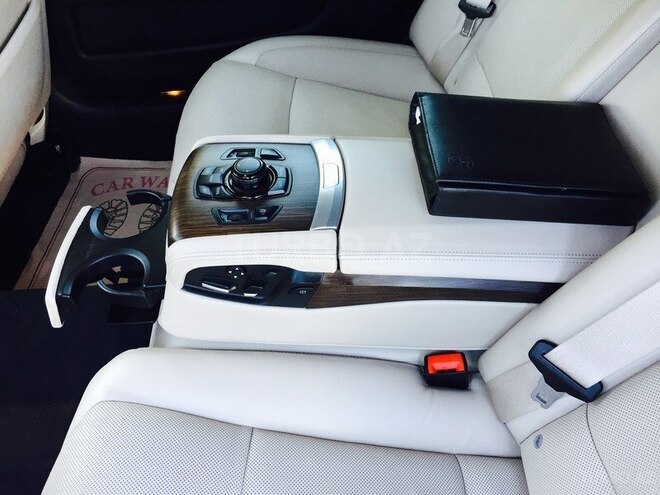 BMW 750 2012, 130,000 km - 4.4 l - Bakı