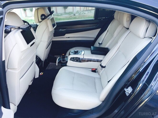 BMW 750 2012, 130,000 km - 4.4 l - Bakı