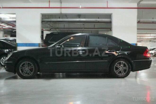 Mercedes E 220 2006, 239,000 km - 2.2 l - Bakı