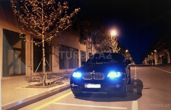 BMW X6 2008, 83,000 km - 4.4 l - Bakı