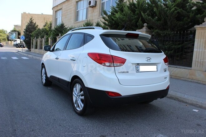 Hyundai ix35 2010, 112,000 km - 2.4 l - Bakı