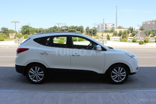 Hyundai ix35 2010, 112,000 km - 2.4 l - Bakı