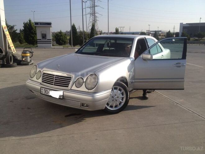 Mercedes E 230 1996, 392,000 km - 2.3 l - Bakı