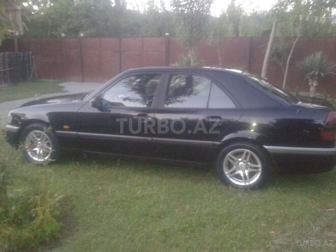 Mercedes C 200 1993, 290,569 km - 2.0 l - Balakən