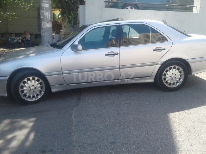Mercedes C 280 1999, 220,000 km - 2.8 л - Bakı