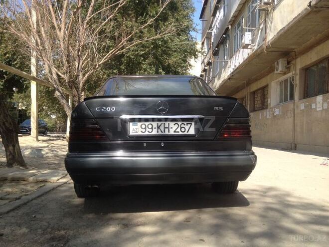 Mercedes E 280 1994, 360,000 km - 2.8 l - Bakı