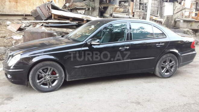 Mercedes E 220 2006, 239,000 km - 2.2 l - Bakı