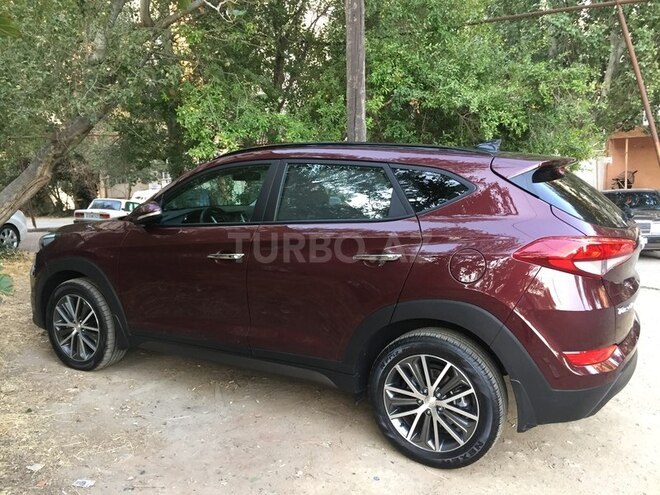 Hyundai ix35 2015, 28,000 km - 2.0 l - Bakı