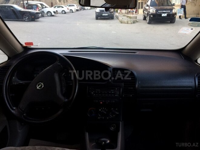 Opel Zafira 1999, 260,000 km - 1.8 l - Bakı
