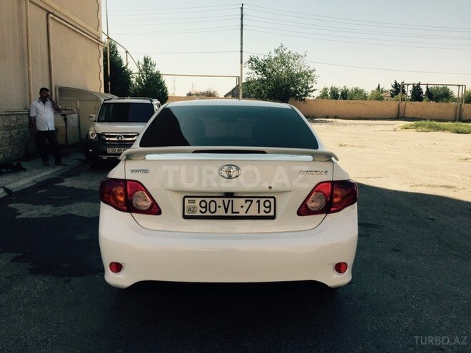 Toyota Corolla 2010, 200,000 km - 1.6 l - Bakı