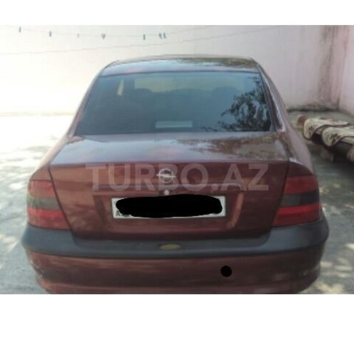 Opel Vectra 1997, 185,000 km - 2.0 l - Qazax