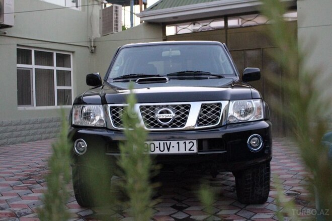 Nissan Patrol 2008, 220,000 km - 3.0 л - Bakı