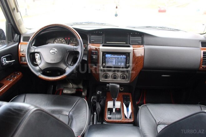Nissan Patrol 2008, 220,000 km - 3.0 л - Bakı