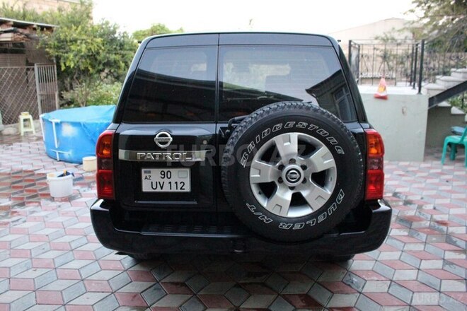 Nissan Patrol 2008, 220,000 km - 3.0 л - Bakı