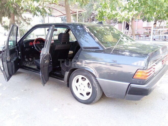 Mercedes 190 1992, 350,000 km - 2.0 l - Sumqayıt