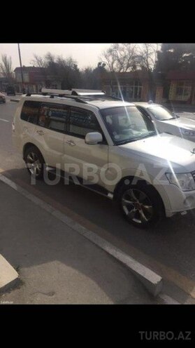 Mitsubishi Pajero 2009, 125,000 km - 3.0 l - Bakı