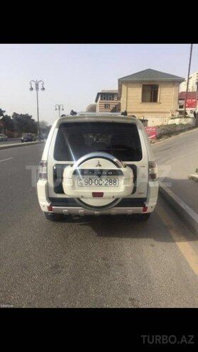 Mitsubishi Pajero 2009, 125,000 km - 3.0 l - Bakı