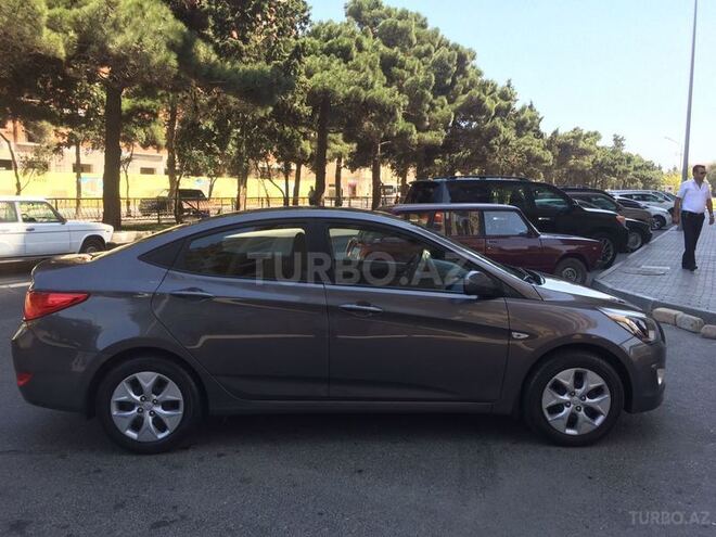 Hyundai Accent 2016, 18,000 km - 1.6 l - Bakı