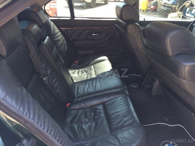 BMW 735 1998, 260,000 km - 3.5 l - Bakı