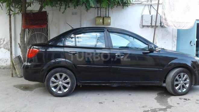 Kia Rio 2006, 250,000 km - 0.1 l - Bakı