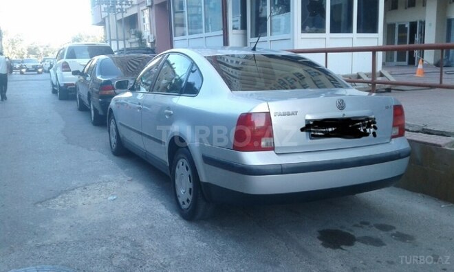 Volkswagen Passat 1997, 247,400 km - 2.0 l - Bakı