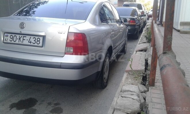 Volkswagen Passat 1997, 247,400 km - 2.0 l - Bakı