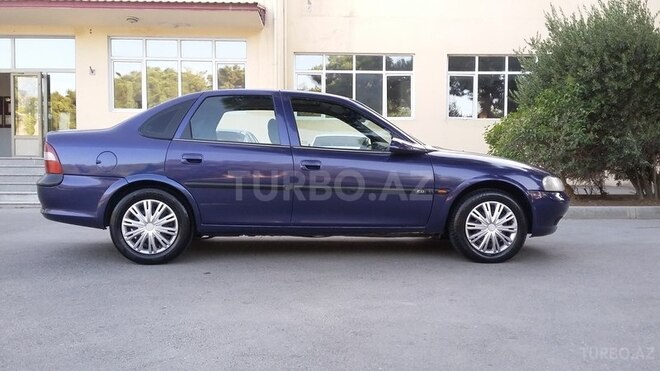 Opel Vectra 1996, 33,355 km - 1.8 l - Bakı