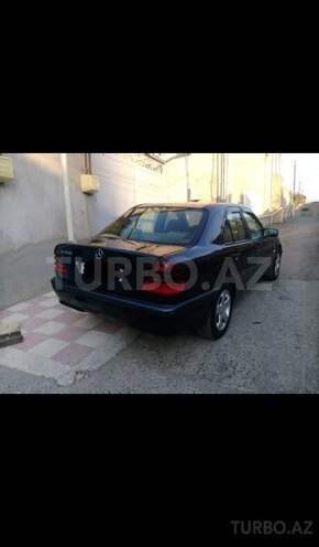Mercedes C 240 1999, 267,562 km - 2.4 l - Bakı