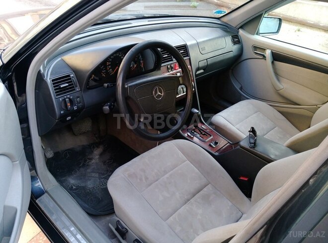 Mercedes C 240 1999, 267,562 km - 2.4 l - Bakı