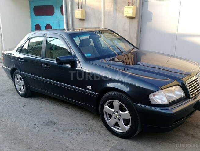 Mercedes C 240 1999, 267,562 km - 2.4 l - Bakı