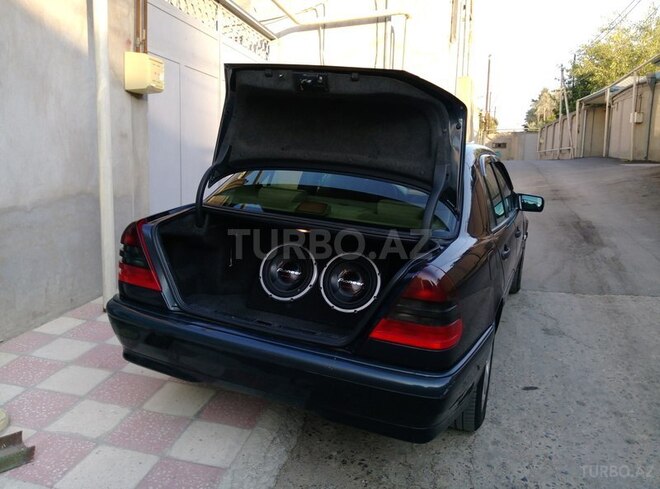 Mercedes C 240 1999, 267,562 km - 2.4 l - Bakı