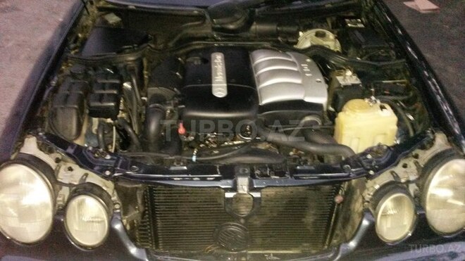 Mercedes E 220 2000, 280,829 km - 2.2 л - Bakı